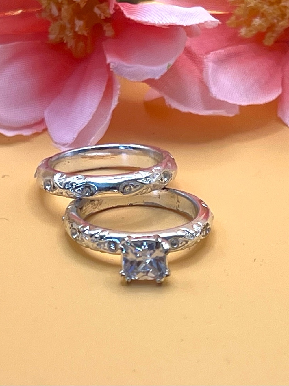 Sliver plated wedding Ring set with Clear Stone, size 7